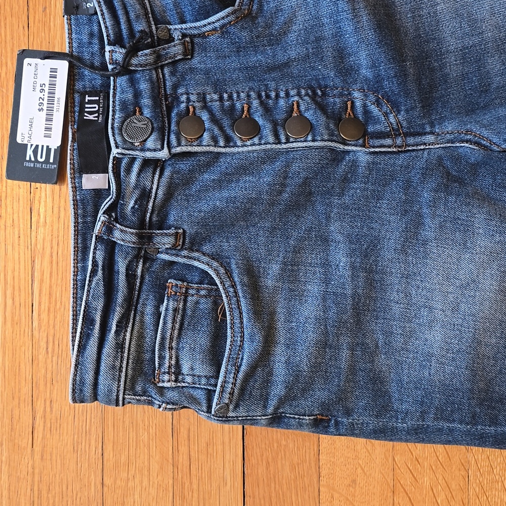 NWT, Kut From The Kloth, Rachael Fab AB Distressed Mom Jean, Medium Wash, 2 - Picture 5 of 14